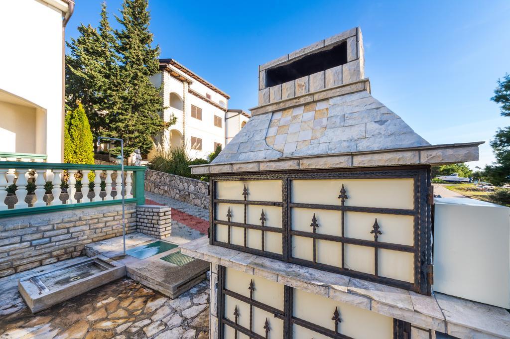 Guest House Golden Shell 1 Murter Dış mekan fotoğraf